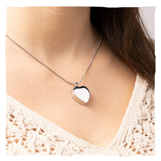 Collier en frêne "Heart" en acier inoxydable - personnalisable