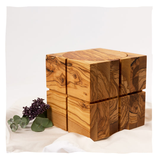 Urne en bois pour animaux "Olive Cube”
